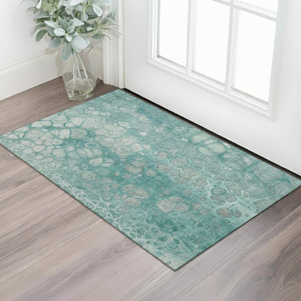 HomeRoots 5' Aqua Gray and Silver Abstract Area Rug - Washable, UV Protected, Stain Resistant for Modern Homes 708828
