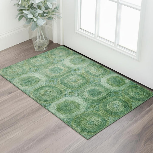HomeRoots 5' X 8' Emerald Green Abstract Geometric Washable Area Rug - UV Protected, Kid & Pet Friendly! 708942