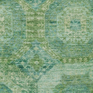 HomeRoots 8' Vibrant Emerald Green Abstract Geometric Round Rug – Washable, UV-Protected & Stain-Resistant! 708943