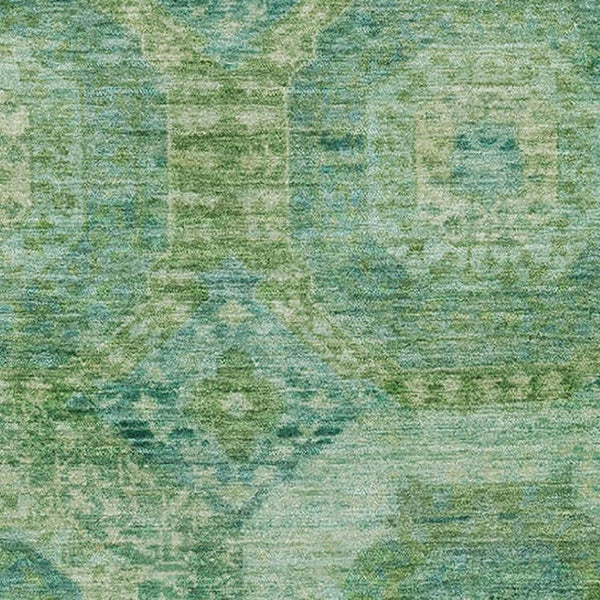 HomeRoots 8' Vibrant Emerald Green Abstract Geometric Round Rug – Washable, UV-Protected & Stain-Resistant! 708943