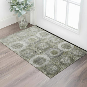 HomeRoots 5' Stylish Pewter Gray & Beige Abstract Geometric Washable Area Rug with Non-Slip Backing & UV Protection 708966