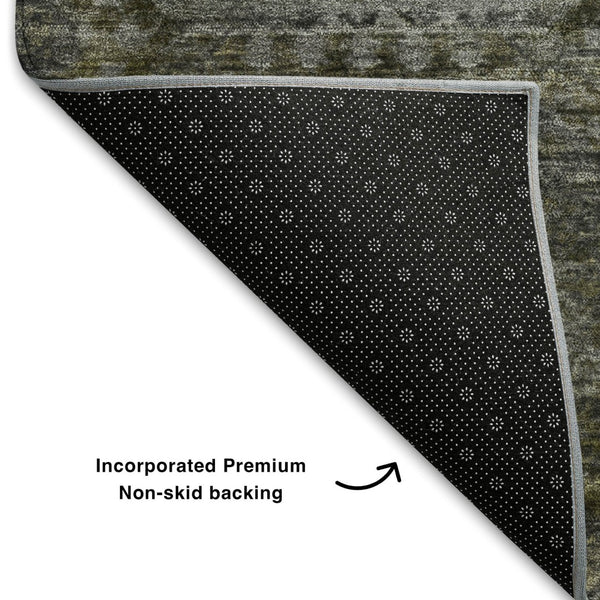 HomeRoots 8' Stylish Pewter Gray and Beige Abstract Round Rug - Washable, UV-Protected, Ideal for High-Traffic Areas 708967