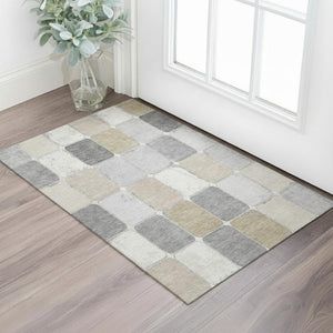 HomeRoots 5' X 8' Beige Gray Silver Geometric Area Rug - Washable, UV-Protected, Stylish & Durable for Homes 709098