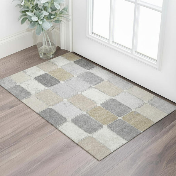 HomeRoots 5' X 8' Beige Gray Silver Geometric Area Rug - Washable, UV-Protected, Stylish & Durable for Homes 709098