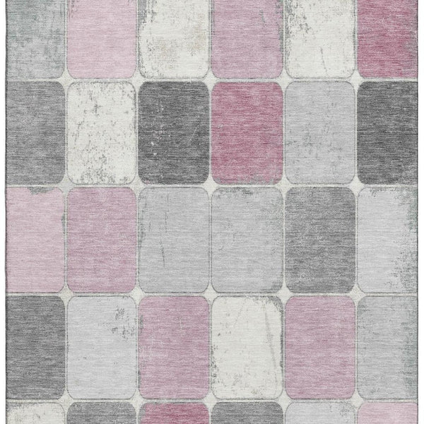 HomeRoots 5' X 8' Blush Gray & Silver Geometric Area Rug - Washable, UV-Protected, Perfect for Active Homes! 709104