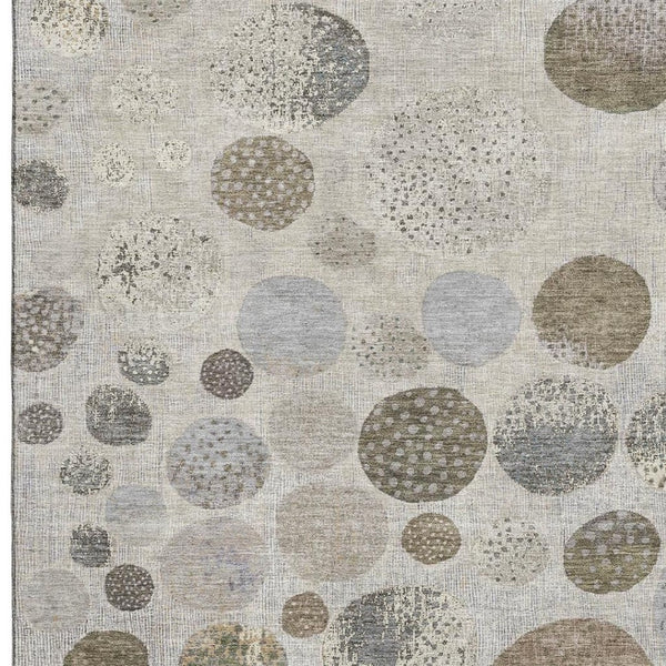 HomeRoots 5' X 8' Taupe Beige & Ivory Geometric Area Rug - Washable, Stain Resistant & UV Protected for Homes 709248