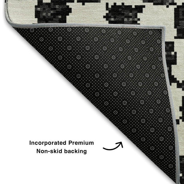 HomeRoots 5' X 8' Black And Ivory Geometric Area Rug - Washable, UV-Protected, Pet-Friendly, Stylish Design 709368