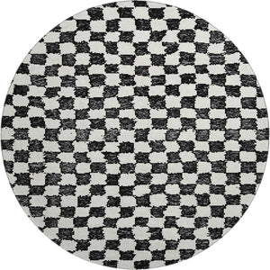 HomeRoots 8' X 10' Black & Ivory Geometric Area Rug - Washable, UV-Protected, Durable for High-Traffic Spaces 709370