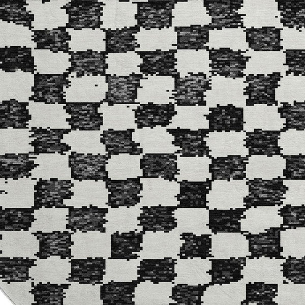 HomeRoots 8' X 10' Black & Ivory Geometric Area Rug - Washable, UV-Protected, Durable for High-Traffic Spaces 709370