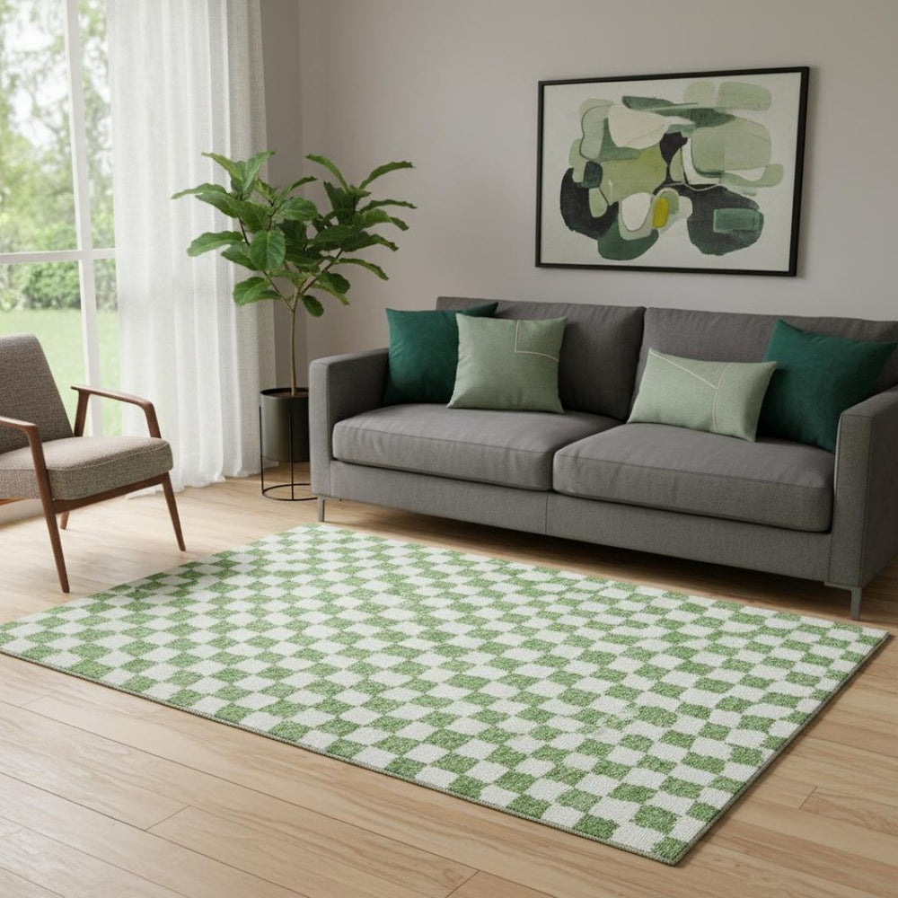 HomeRoots 8' Green and Ivory Geometric Washable Round Rug - Durable, UV Protective, Stylish for Any Space 709381