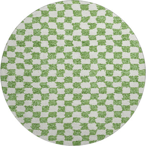 HomeRoots 8' X 10' Green and Ivory Geometric Area Rug – Durable, Washable, UV-Protected, & Non-Slip Design! 709382