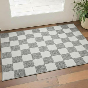 HomeRoots 5' X 8' Gray and Ivory Geometric Area Rug – Stylish, Washable, UV Protected for Modern Homes & Spaces 709386