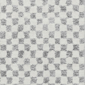 HomeRoots 8' Gray and Ivory Geometric Round Rug - Washable, UV-Protected, Pet-Friendly, Stylish & Durable! 709387