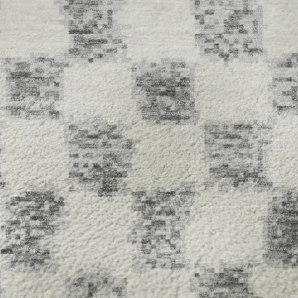 HomeRoots 8' X 10' Gray and Ivory Geometric Washable Area Rug - Stain Resistant with UV Protection for Family Spaces 709388