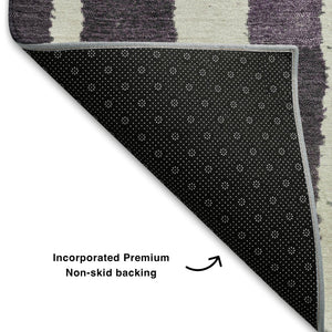 HomeRoots 8' Colorful Striped Round Rug - Washable, UV-Protected, Non-Slip, Ideal for High-Traffic Areas! 709501