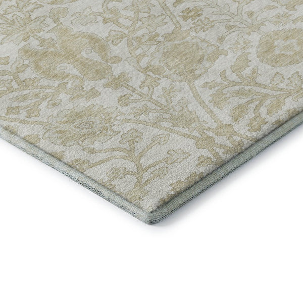 HomeRoots 8' Elegant Ivory and Beige Floral Washable Round Rug - Stain Resistant, UV Protected, Non-Slip Design 709783