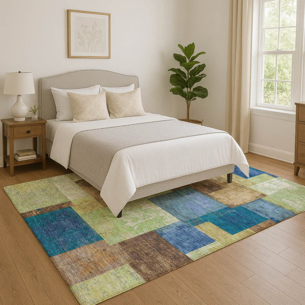 HomeRoots 8' Blue Green Beige Geometric Washable Round Rug - UV Protected, Stain Resistant, Durable Design 709795