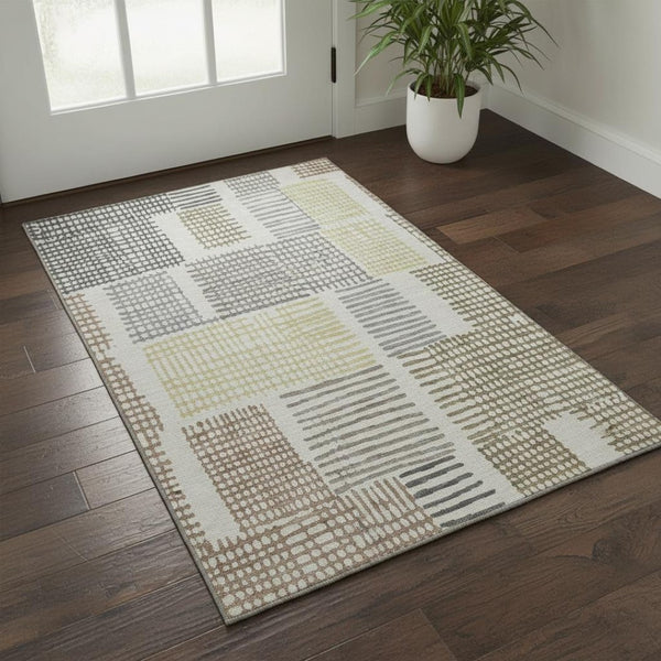 HomeRoots 5' X 8' Sand Brown & Ivory Geometric Area Rug - Washable, UV-Protected, Ideal for Busy Homes! 709850