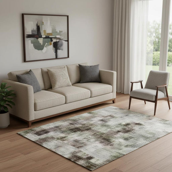 HomeRoots 8' Modern Tan Beige Gray Abstract Washable Round Rug with UV Protection for Family-Friendly Spaces 709923