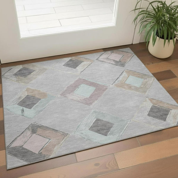 HomeRoots 5' Modern Geometric Washable Area Rug in Gray, Beige & Charcoal with UV Protection for High-Traffic Spaces 710689