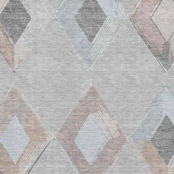 HomeRoots 5' Modern Geometric Washable Area Rug in Gray, Beige & Charcoal with UV Protection for High-Traffic Spaces 710689