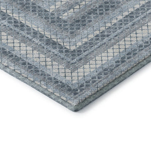 HomeRoots 8' Stylish Denim Blue & Ivory Geometric Washable Round Rug – UV Protected, Durable & Easy-Care! 710876