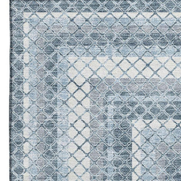 HomeRoots 8' Stylish Denim Blue & Ivory Geometric Washable Round Rug – UV Protected, Durable & Easy-Care! 710876