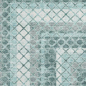 HomeRoots 8' Teal and Gray Geometric Washable Round Rug - UV Protected, Stain Resistant, Non-Slip Design 710888