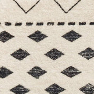 HomeRoots 8' X 10' White and Charcoal Geometric Area Rug - Modern, Durable, Non-Slip, Perfect for Busy Homes 711183