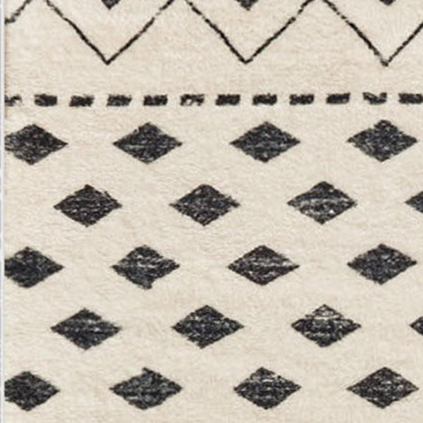 HomeRoots 8' X 10' White and Charcoal Geometric Area Rug - Modern, Durable, Non-Slip, Perfect for Busy Homes 711183