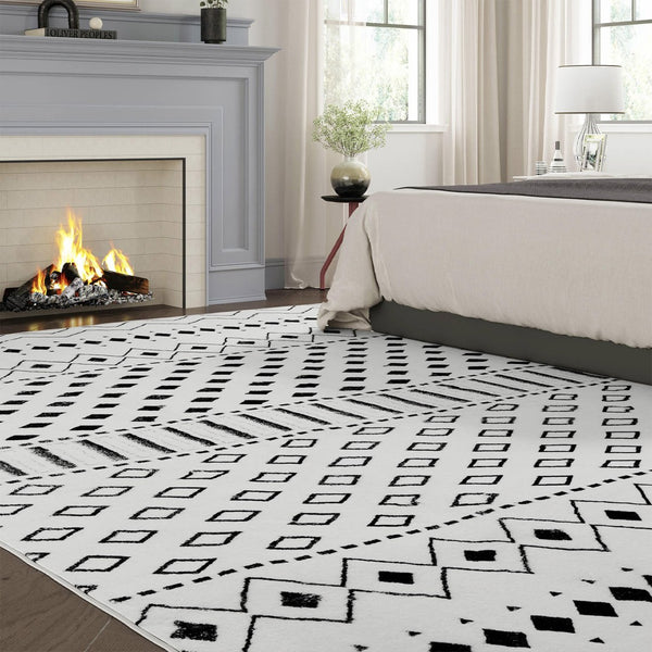 HomeRoots 8' X 10' Black and White Moroccan Area Rug - Stylish, Washable, Stain-Resistant for High-Traffic Spaces Modern Stripes Retangle 8' x 10' 711961