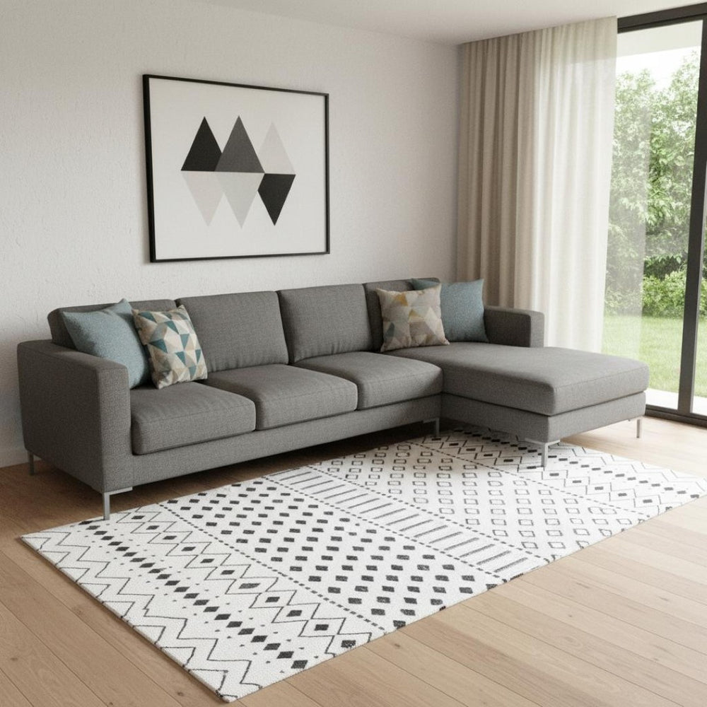 HomeRoots 8' X 10' Black and White Moroccan Area Rug - Stylish, Washable, Stain-Resistant for High-Traffic Spaces Modern Stripes Retangle 8' x 10' 711961