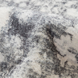 HomeRoots 6' Ivory and Gray Medallion Distressed Area Rug - Timeless Charm, Stain-Resistant, Machine Washable 6' X 9' 711965
