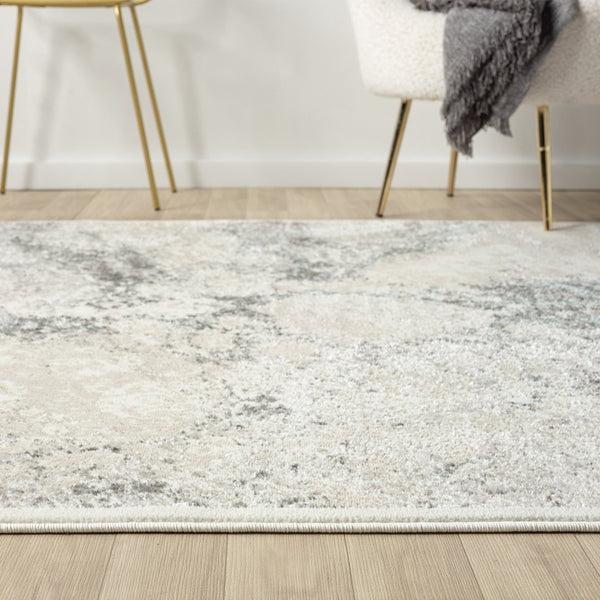 HomeRoots 5' Cream and Blue Damask Area Rug - Elegant, Durable, Stain Resistant, Perfect for Busy Homes! 712687