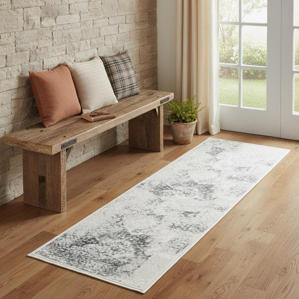 HomeRoots 5' Cream and Blue Damask Area Rug - Elegant, Durable, Stain Resistant, Perfect for Busy Homes! 712687