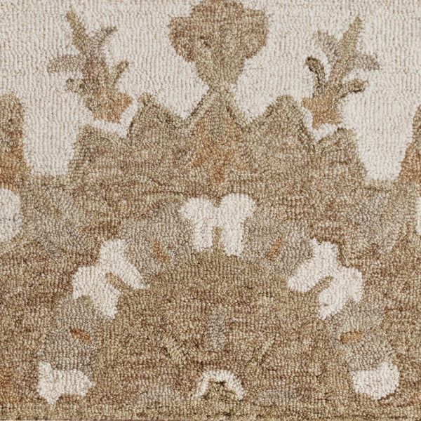 HomeRoots 6' Hand-Tufted Blue and Ivory Wool Medallion Round Rug - Cozy Charm for Any Living Space 712694
