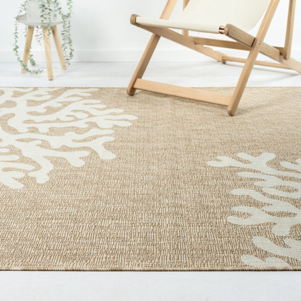 HomeRoots 7' Coastal Coral Area Rug in Beige & White - Durable, Stain-Resistant, Perfect for Busy Homes! 712698
