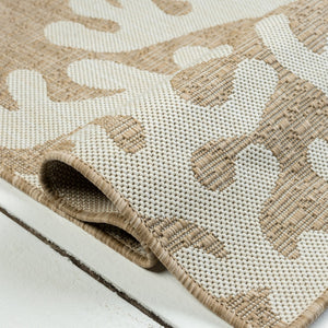 HomeRoots 7' Coastal Coral Area Rug in Beige & White - Durable, Stain-Resistant, Perfect for Busy Homes! 712698
