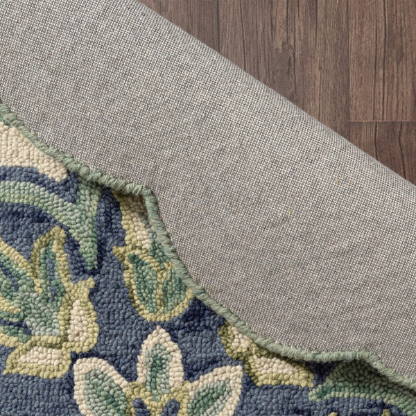 HomeRoots 5' Teal and Green Hand-Tufted Wool Medallion Round Rug - Cozy, Durable, and Stylish Home Accent 712702