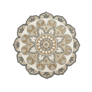 HomeRoots 6' Silver and Ivory Floral Hand-Tufted Wool Round Rug – Cozy Artisanal Charm for Your Home Décor 712708