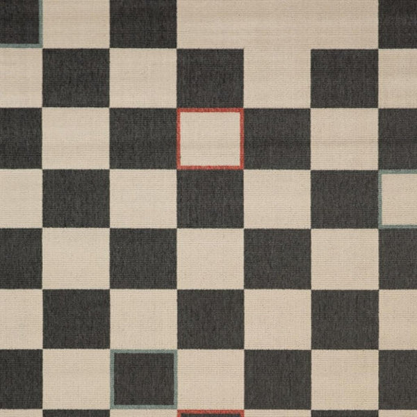 HomeRoots 5' Black and Ivory Checkered Area Rug - Durable, Versatile Design for Modern and Bohemian Interiors 712729