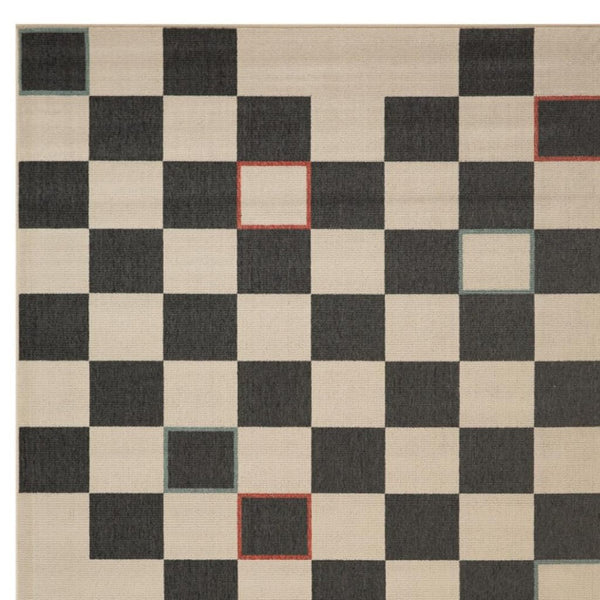 HomeRoots 5' Black and Ivory Checkered Area Rug - Durable, Versatile Design for Modern and Bohemian Interiors 712729