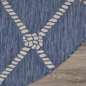 HomeRoots 6' Navy Blue and White Checkered Round Rug – Durable, Stain-Resistant, Coastal Charm for Any Home 712744