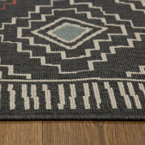 HomeRoots 5' X 7' Blue and Ivory Geometric Area Rug – Stylish, Durable, Stain-Resistant for High-Traffic Spaces 712749