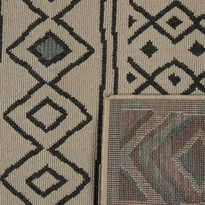 HomeRoots 5' X 7' Beige and Black Geometric Area Rug - Modern Design, Stain-Resistant, Perfect for High-Traffic Homes 712764