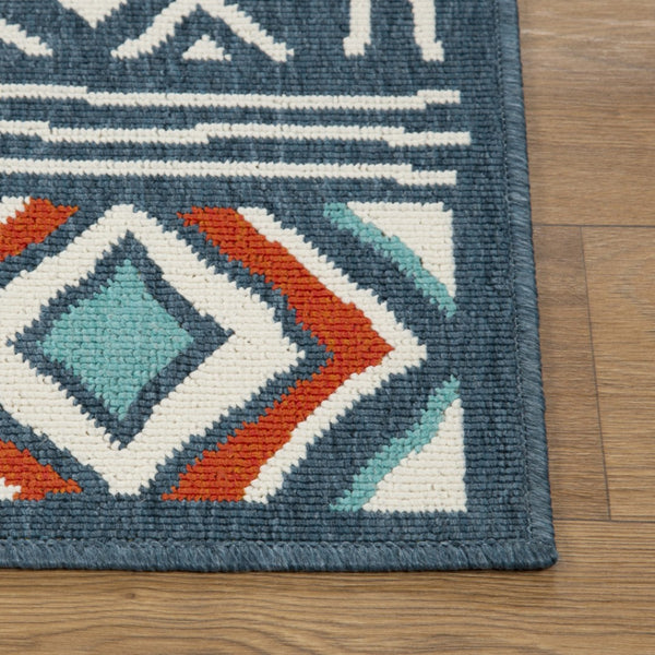 HomeRoots 5' Modern Blue and Ivory Geometric Area Rug - Durable, Stain-Resistant, Chic Design for Your Home 712767