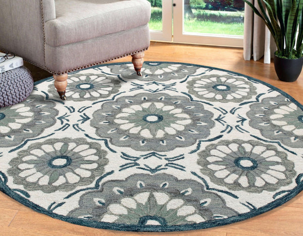 HomeRoots 7' Hand-Tufted Wool Runner Rug in Blue and Sky Blue Floral Design for Charming Hallways & Entryways 712808