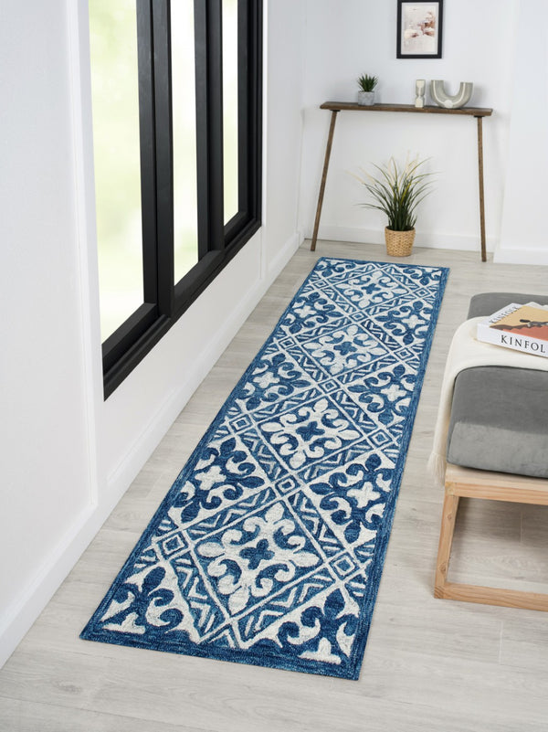 HomeRoots 9' X 12' Hand-Knotted White and Ivory Striped Area Rug - Elegant Comfort for Any Room Décor! 712816