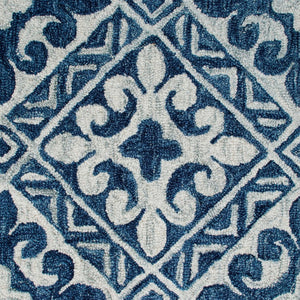 HomeRoots 9' X 12' Hand-Knotted White and Ivory Striped Area Rug - Elegant Comfort for Any Room Décor! 712816