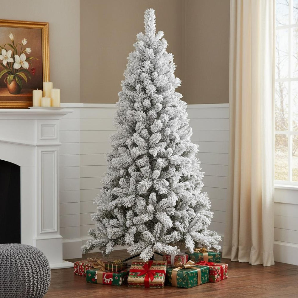 HomeRoots 9' White Full Pine Christmas Tree - Elegant Artificial Centerpiece for Modern Holiday Decor & Charm 713061